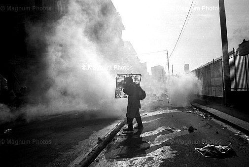 Italia, Genova. Dimostrazione No Global -5.jpg