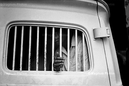 Alabama, Birmingham. Manifestante arrestato dalla polizia, durante la marcia di .jpg