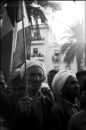 Algeria, Costantina. Manifestazione a favore della Francia -2.jpg