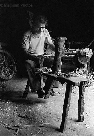 Bagheria. Costruttore di carretti -1.jpg