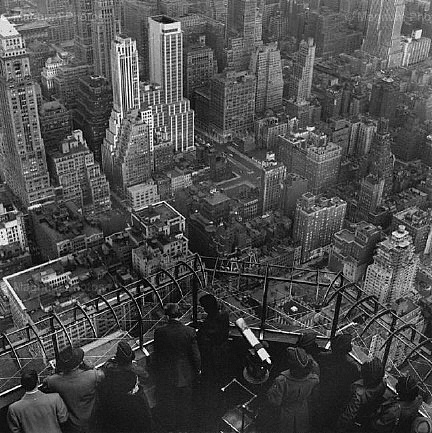 Stati Uniti, New York. Veduta dalla cima dell\\'Empire State Building.jpg