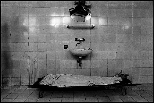 Sarajevo. Obitorio del Kosovo Hospital.jpg