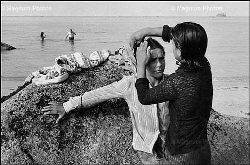 Francia, regione della Bretagna. Sulla spiaggia presso Brignogan.jpg