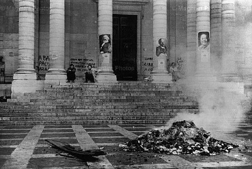 Francia, Parigi. Universit_della Sorbona occupata dagli studenti.jpg