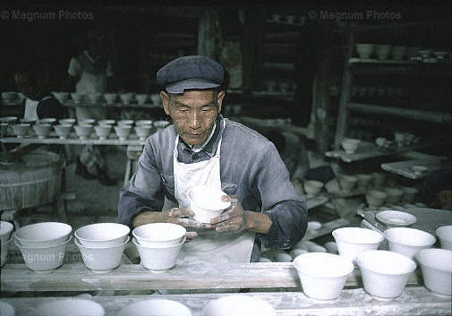 Provincia del Jiangxi, Jingdezhen. Vasaio.jpg