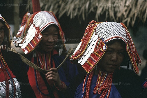 Provincia dello Yunnan, Xishuangbanna. Il mercato Mangzh.jpg