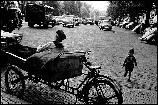 Amsterdam. Ebreo su un carretto.jpg