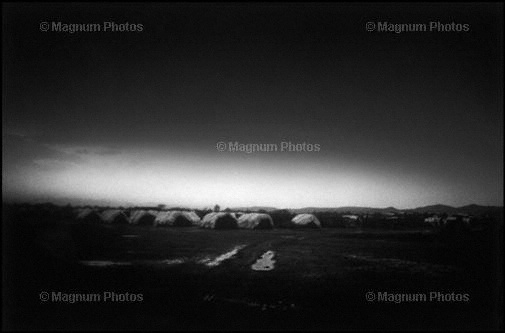 Zelingei. Campo profughi, sotto la tempesta -2.jpg