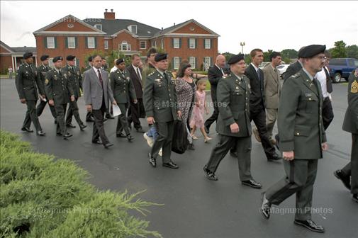 Stati Uniti, Kentucky. Owensboro, Funerale del Sgt. James Harlan -1.jpg