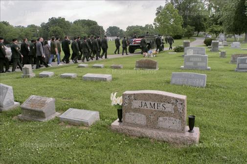 Stati Uniti, Kentucky. Owensboro, Funerale del Sgt. James Harlan -2.jpg