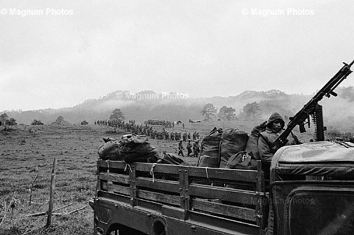 Stato del Chapas, Selva Lacandona. Soldati governativi -2.jpg