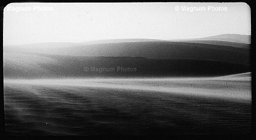 Fotogrammi dal film \\'Deserto, un uomo senza l\\'occidente\\' -1.jpg