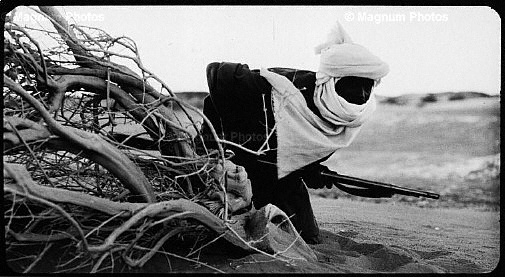 Fotogrammi dal film \\'Deserto, un uomo senza l\\'occidente\\' -37.jpg