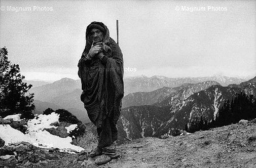 Afghanistan, monti del Nuristan. Sul confine pakistano.jpg