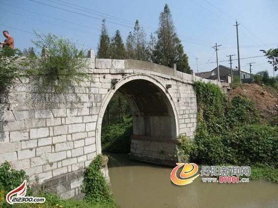 557_101_c43ca7cdb42cd0e.jpg