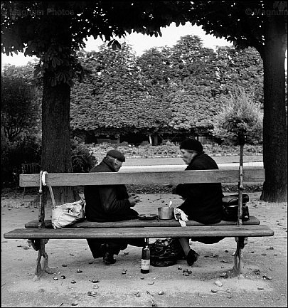 Francia, Parigi. Nei giardini lungo gli Champs-Elys俥s.jpg