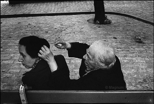 Francia, Parigi. Place Montmartre.jpg