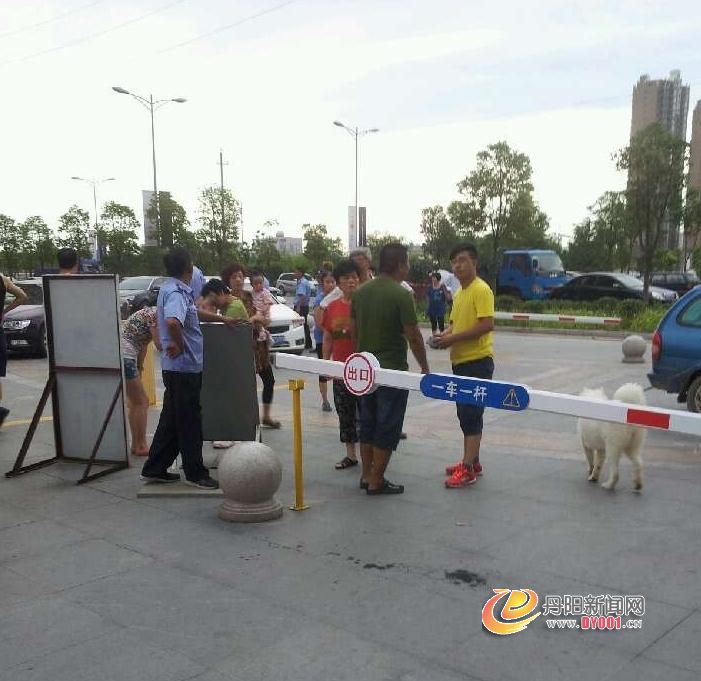 澳都东大门.jpg