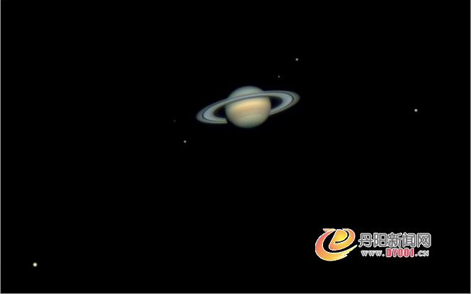 土星的六颗卫星.PNG