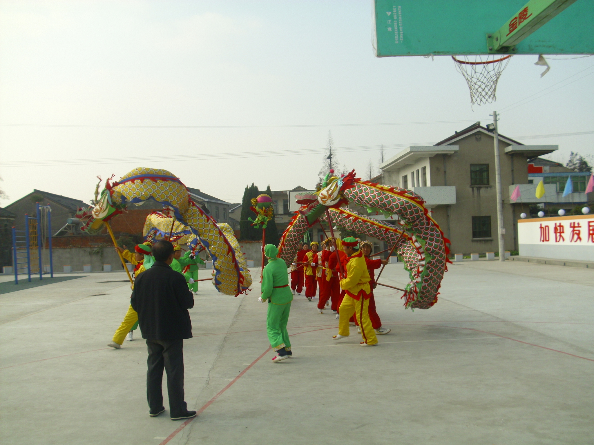 欢乐的黄固莊村