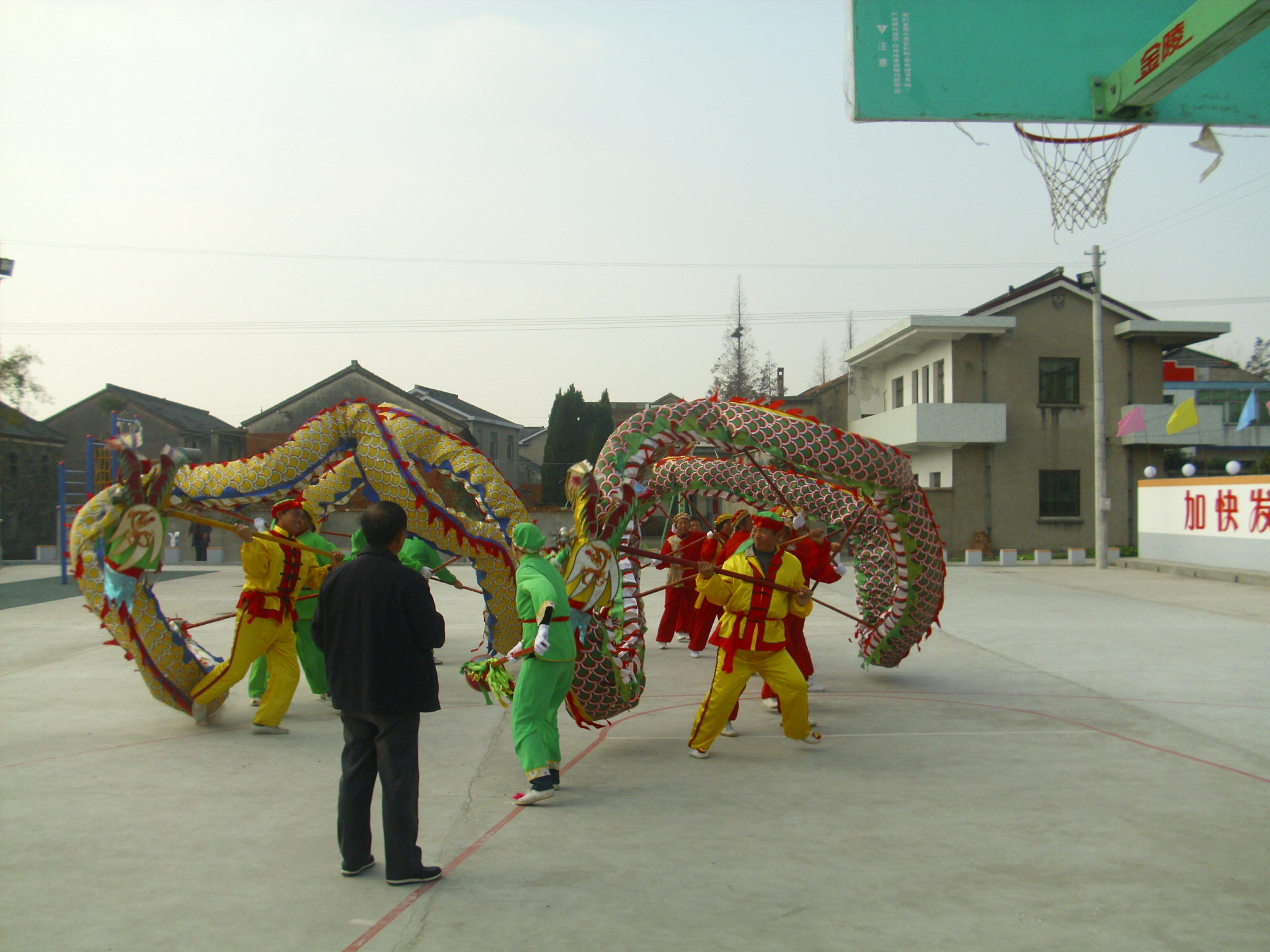 欢乐的黄固莊村