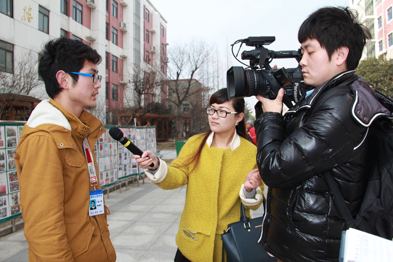 2014学雷锋图片展 016_副本.jpg
