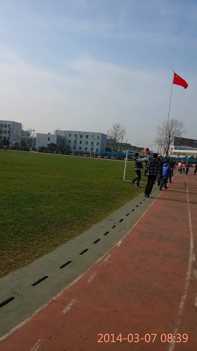 psbCA1LM1UL.jpg