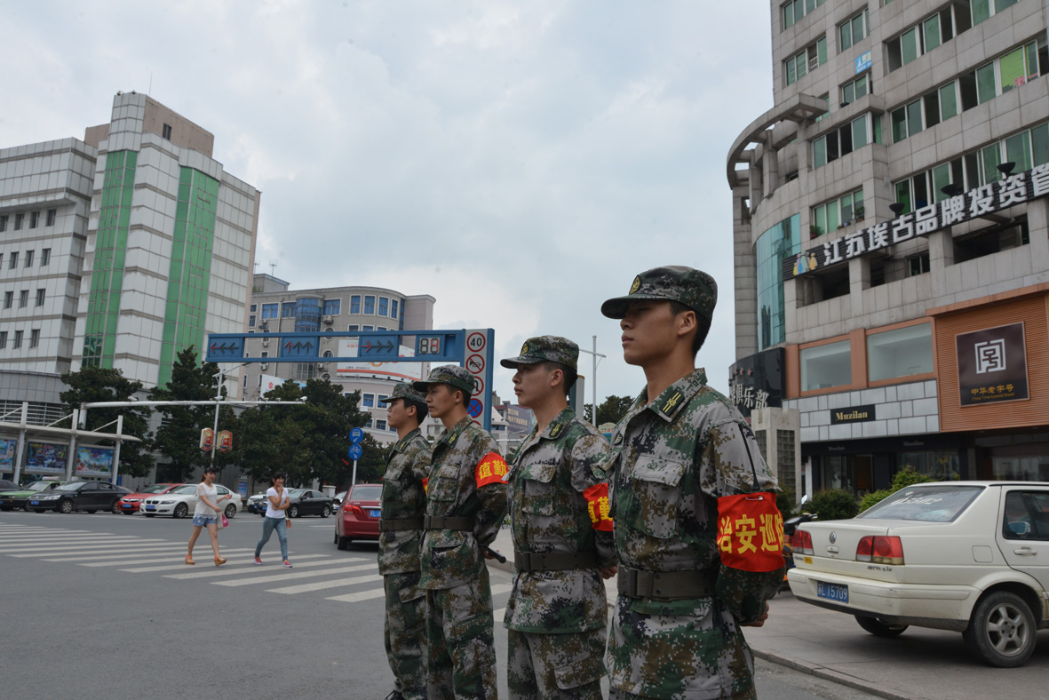 杨建军——青奥安保，丹阳民兵和应征青年齐上阵（4）.JPG