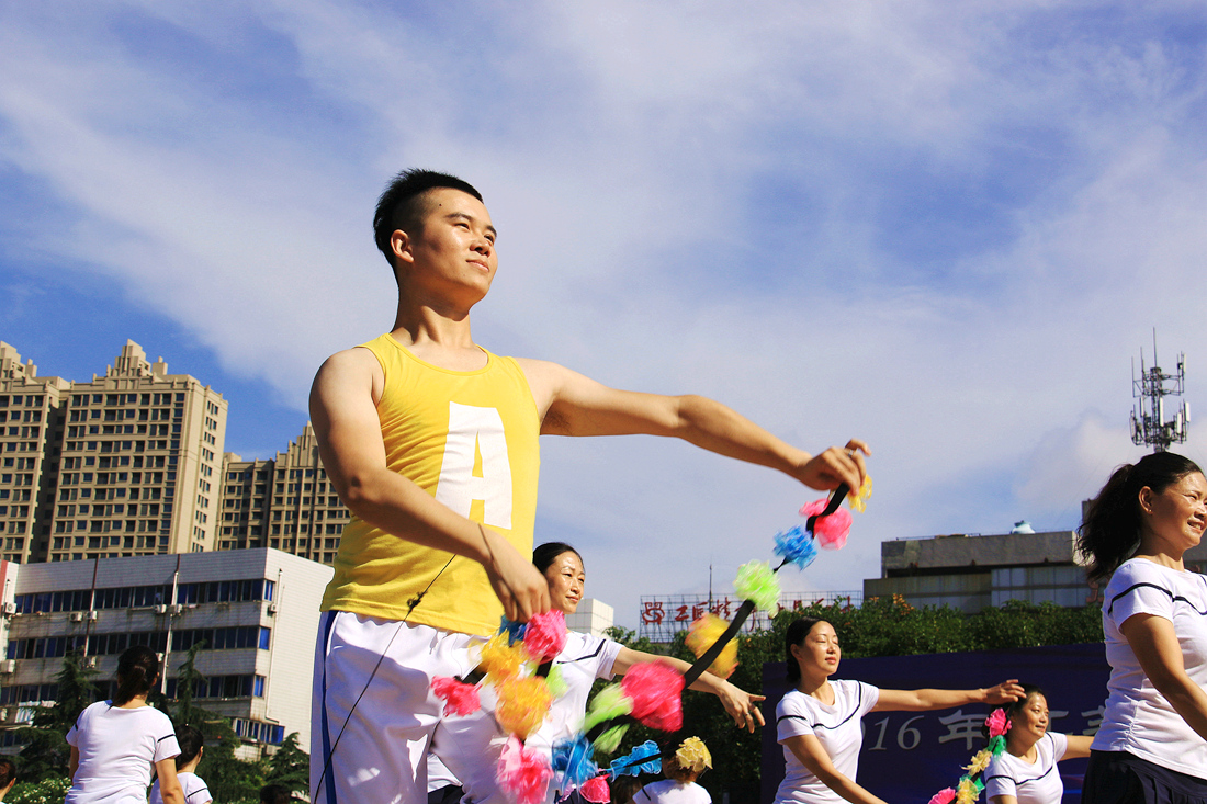 17.8.8全民健身日（2） 399_副本.jpg