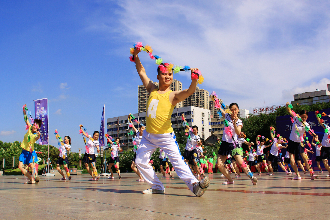 18.8.8全民健身日（2） 421_副本.jpg