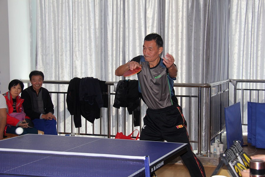 退休老教师乒乓球比赛 1.jpg