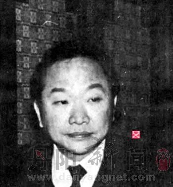 古龙.jpg