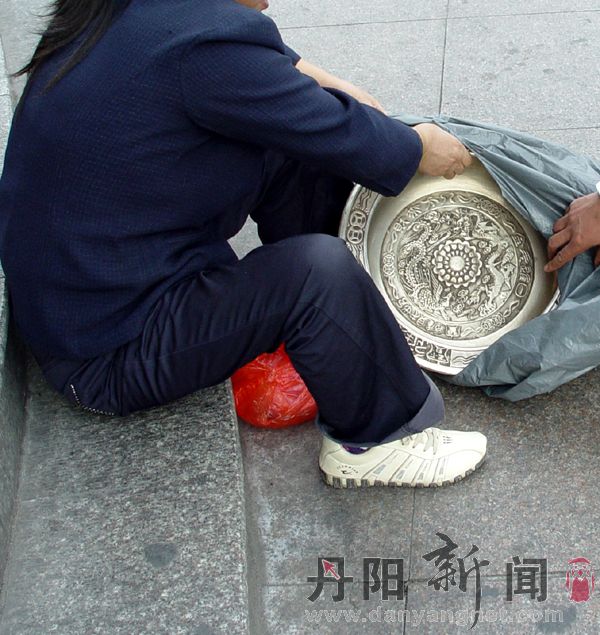 开价1000元叫卖“清朝古董”1.JPG