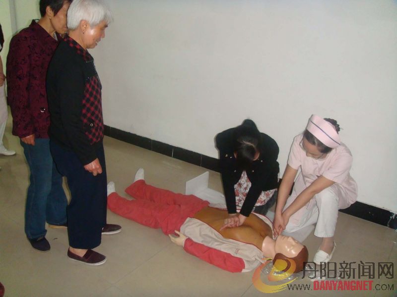 qiangj.jpg